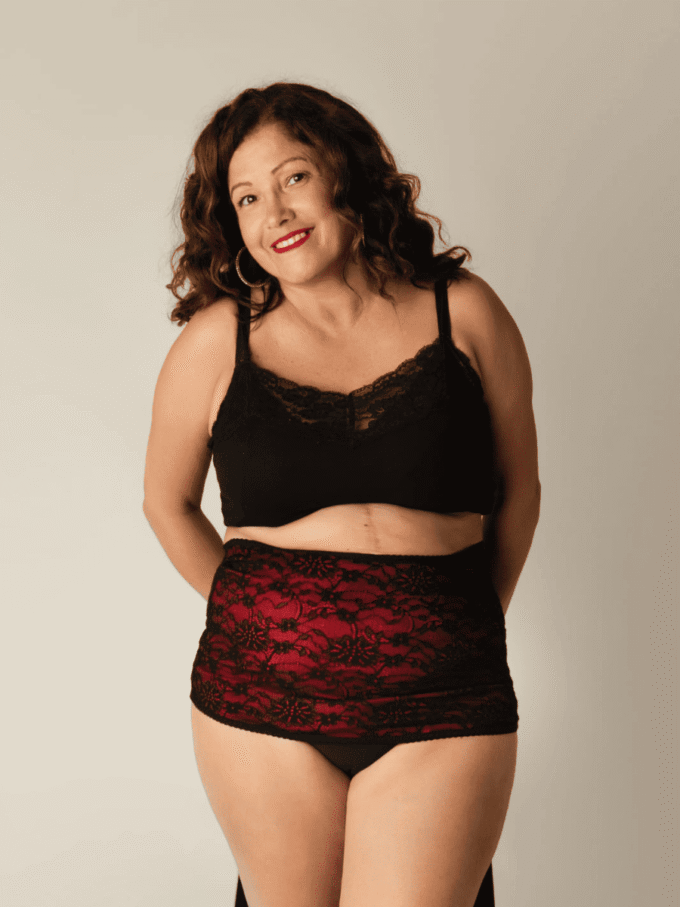 Bandeau de stomie femme en dentelle Inti'med, rouge et noir